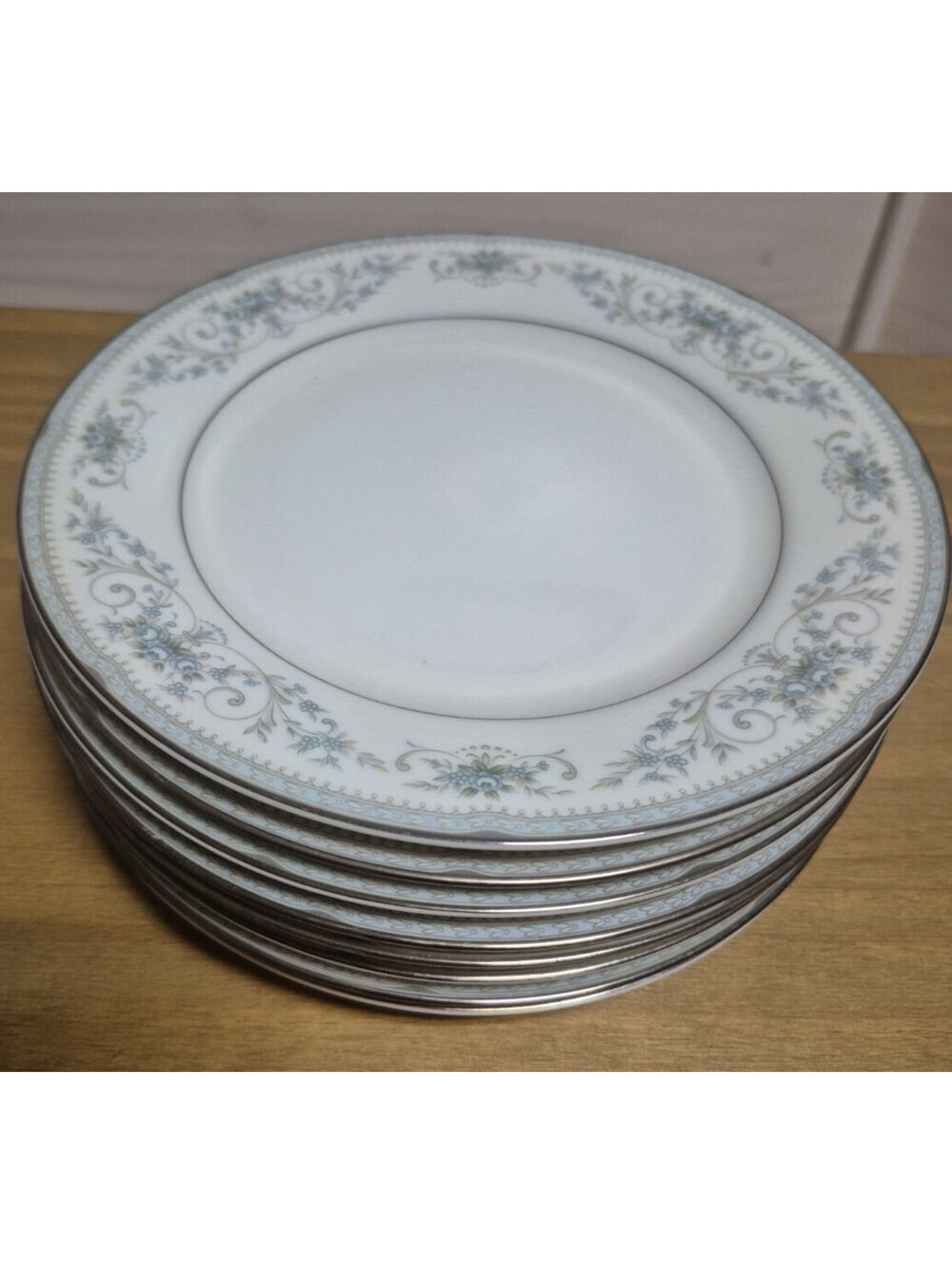 Noritake 6107 Colburn China 8-1/4" Salad Plate ~ Set of 8 Pieces ~ Made in Japan